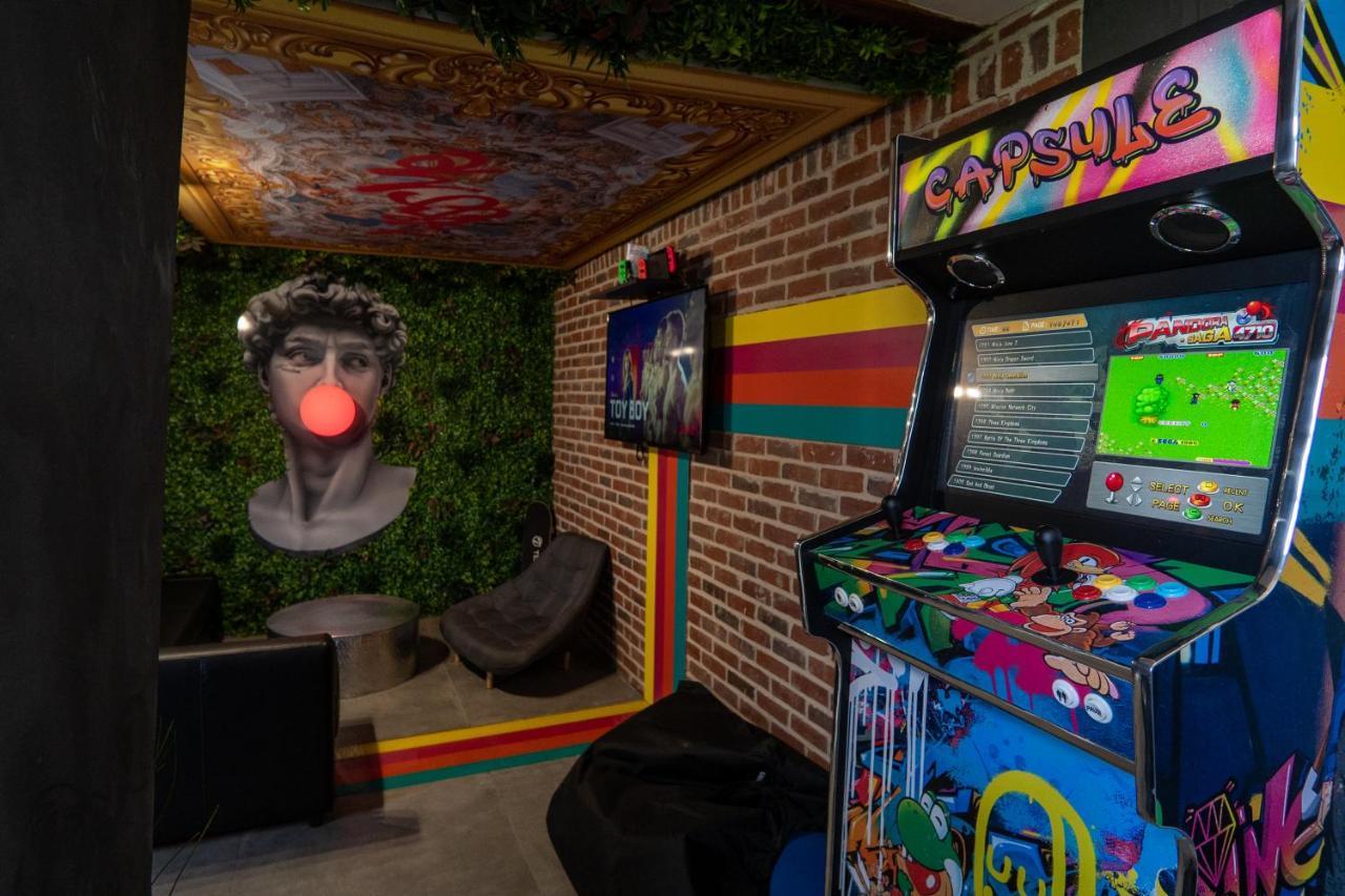 Capsule Art Deco - Jacuzzi - Netflix - Home Cinema - Arcade De Jeux & Nintendo Switch - 2 Chambres - Filet Suspendu 瓦朗西纳 外观 照片